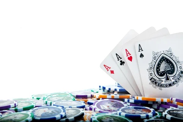 Live dealer rolling dice in joki slot Sic Bo studio